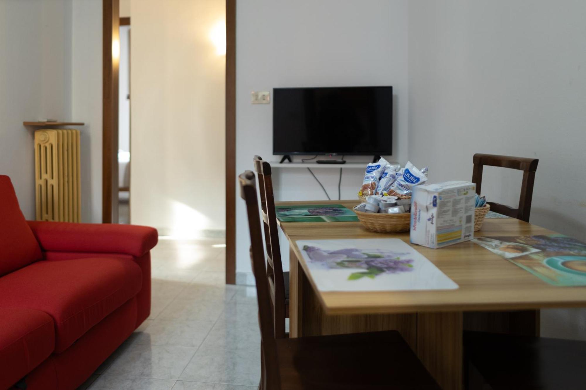 M.G. Home 2 A Un Passo Da Tutto Μπολόνια Εξωτερικό φωτογραφία